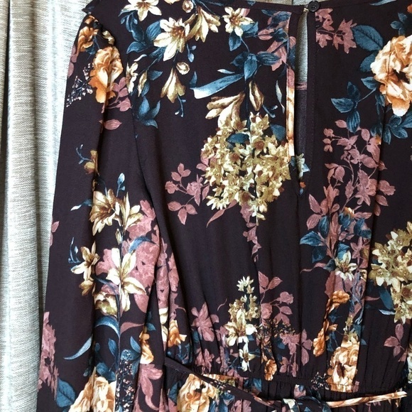 Xhiliration Wine Floral Print Long Sleeve Scoop Neck Ruffle Front Dress Medium - Picture 13 of 16